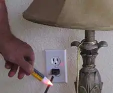 Voltage Detector on Lamp Cord
